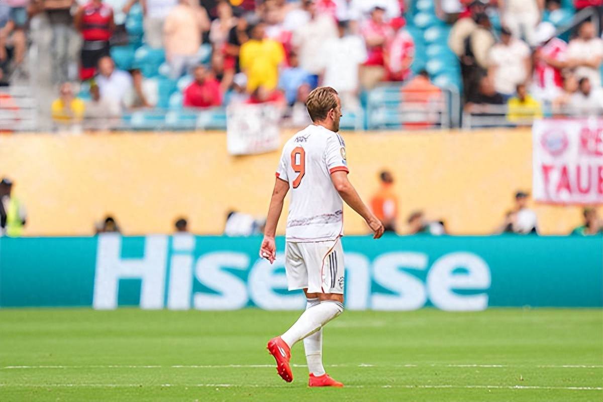 德甲巨人4-2完胜进8强！世俱杯迎来超重磅对决：拜仁激战大巴黎